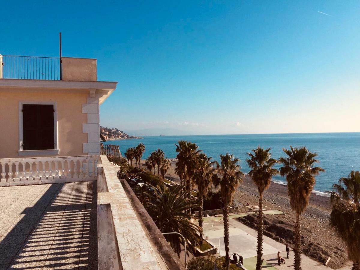 Una finestra sul mare Apartment Cogoleto Exterior foto