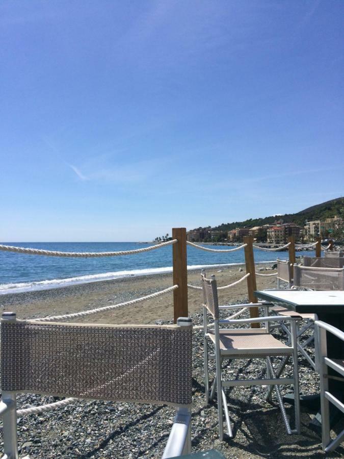 Una finestra sul mare Apartment Cogoleto Exterior foto