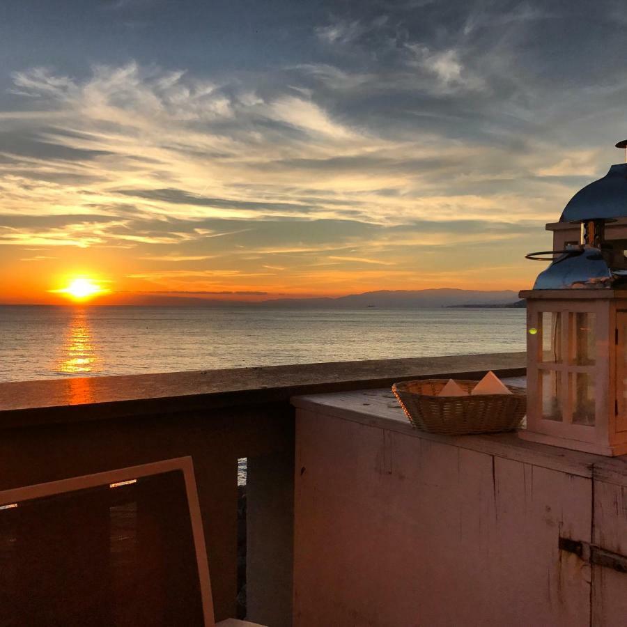 Una finestra sul mare Apartment Cogoleto Exterior foto